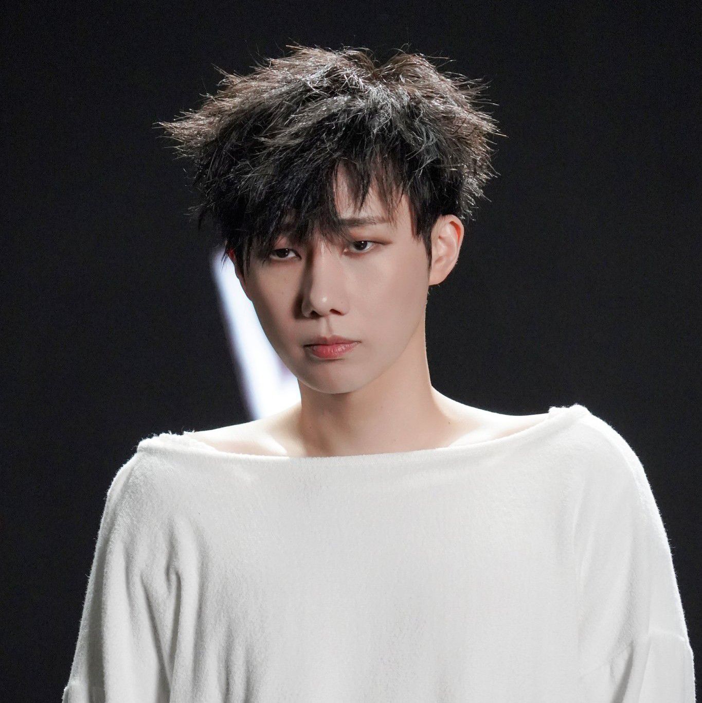 Recent activity shot of Sungkyu (INFINITE)
