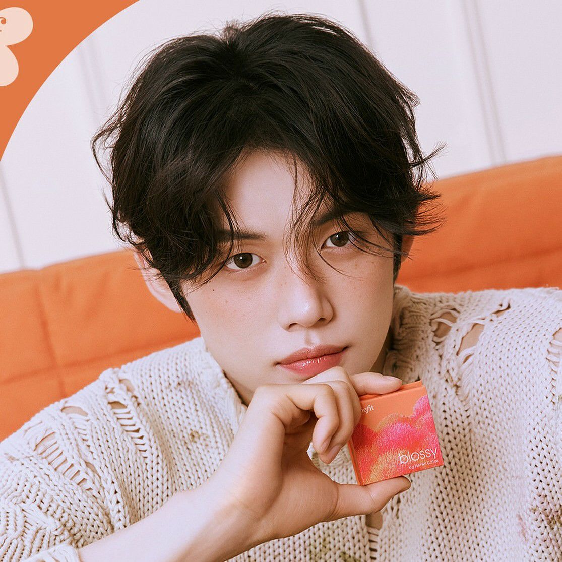 Latest photo of Yeonjun (TOMORROW X TOGETHER)