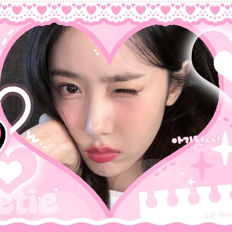 A moment captured by SinB (GFRIEND, VIVIZ)'s fan