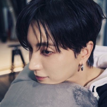 Latest photo of Leeteuk (Super Junior)