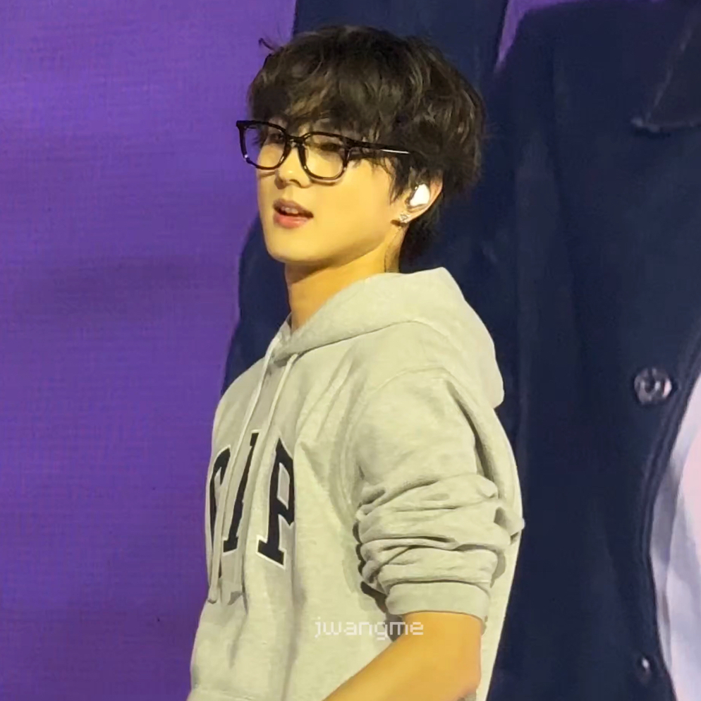 Recent activity shot of Jungwon (ENHYPEN)
