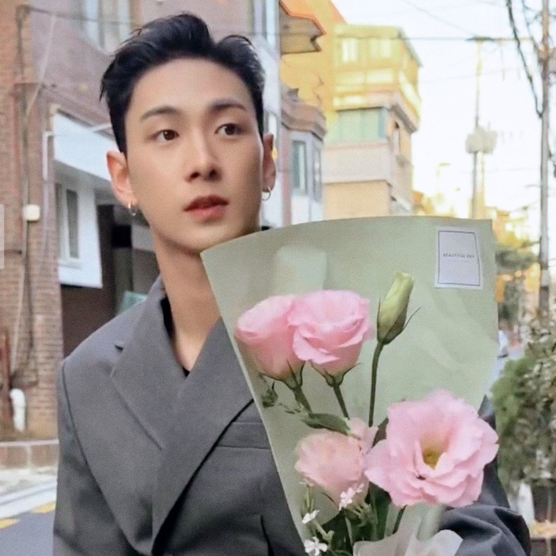 白虎粉丝拍下的瞬间