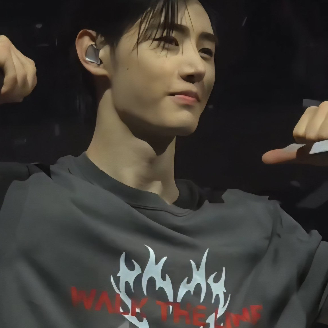 Recent activity shot of Sunghoon (ENHYPEN)
