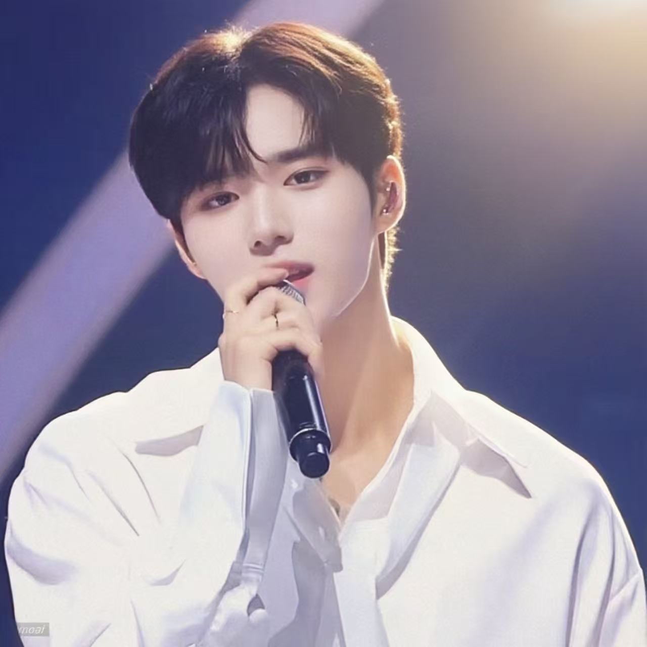 Recent activity shot of Kim Junseo (ALPHA DRIVE ONE)