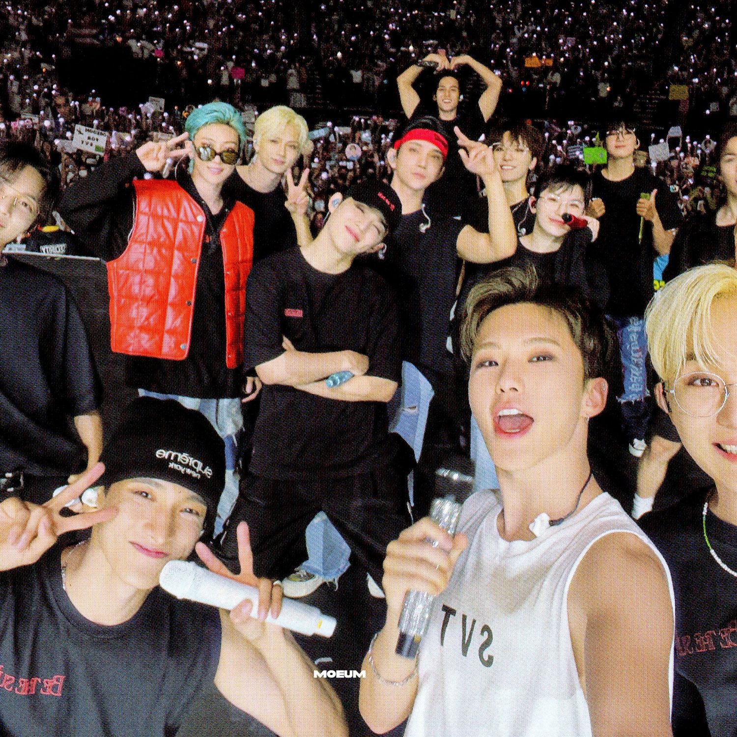 A moment captured by SEVENTEEN's fan