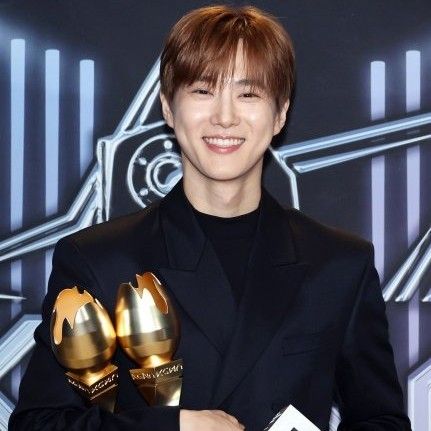 Behind-the-scenes cut of Kai (EXO)