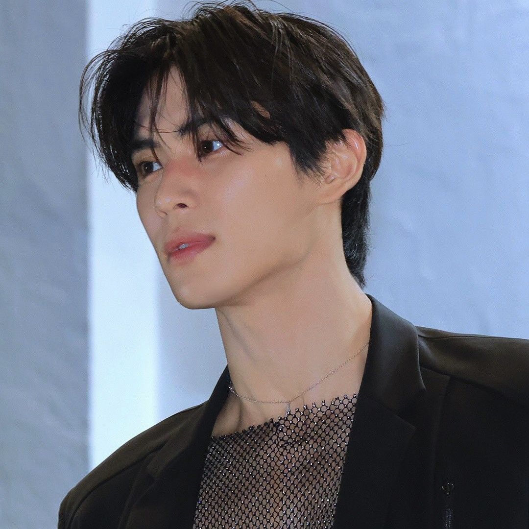 A moment captured by SF9's fan