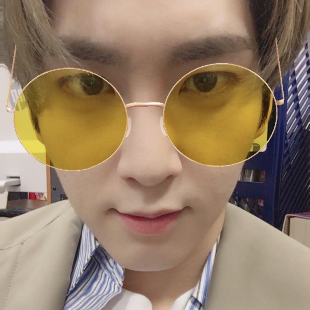 Recent activity shot of Shinwon (PENTAGON)