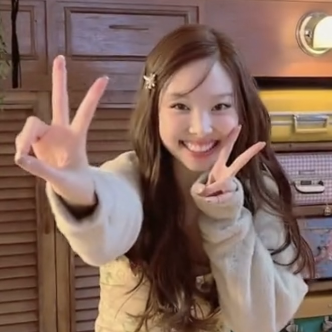 娜璉 (TWICE)粉絲拍下的瞬間