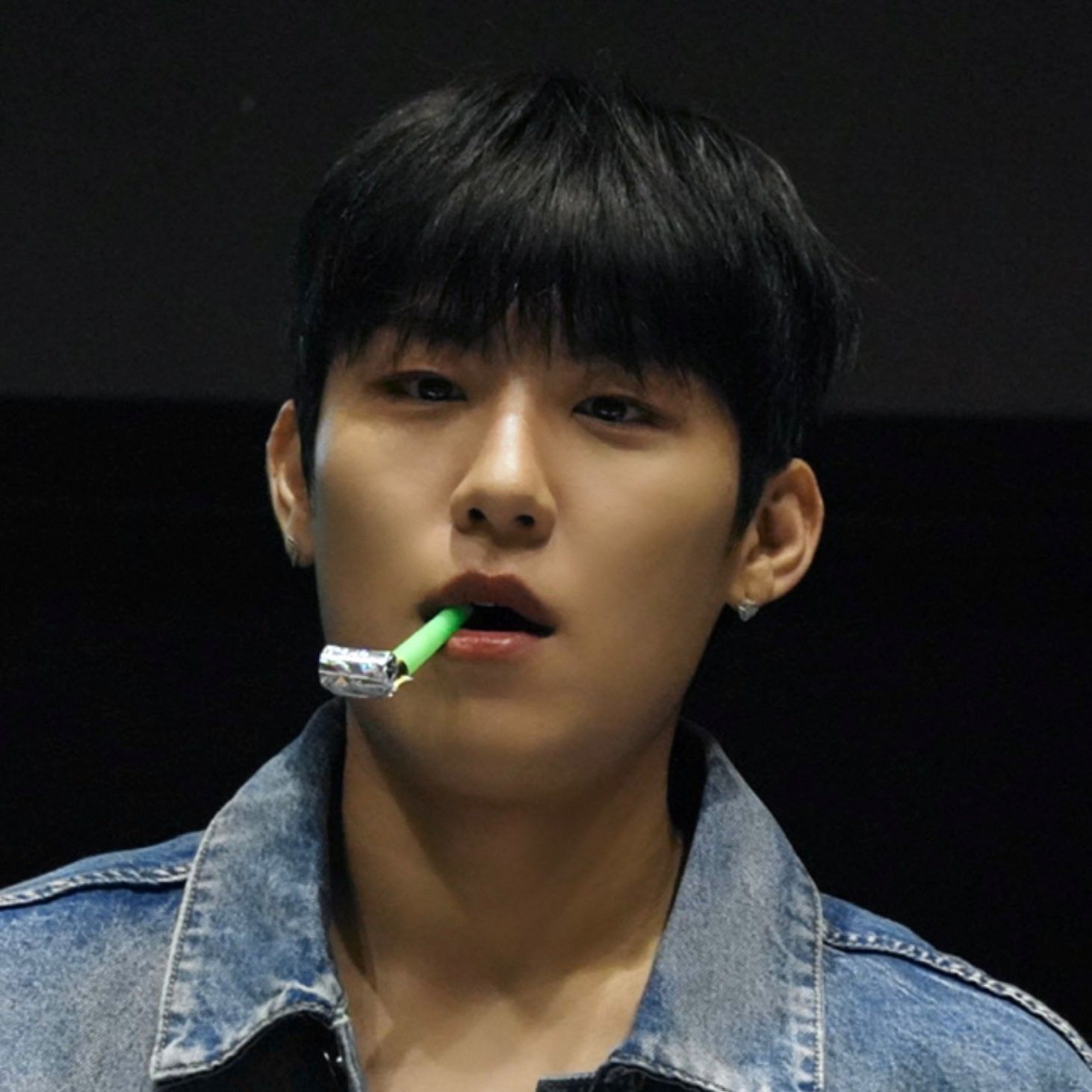 Behind-the-scenes cut of Park Woojin (AB6IX)