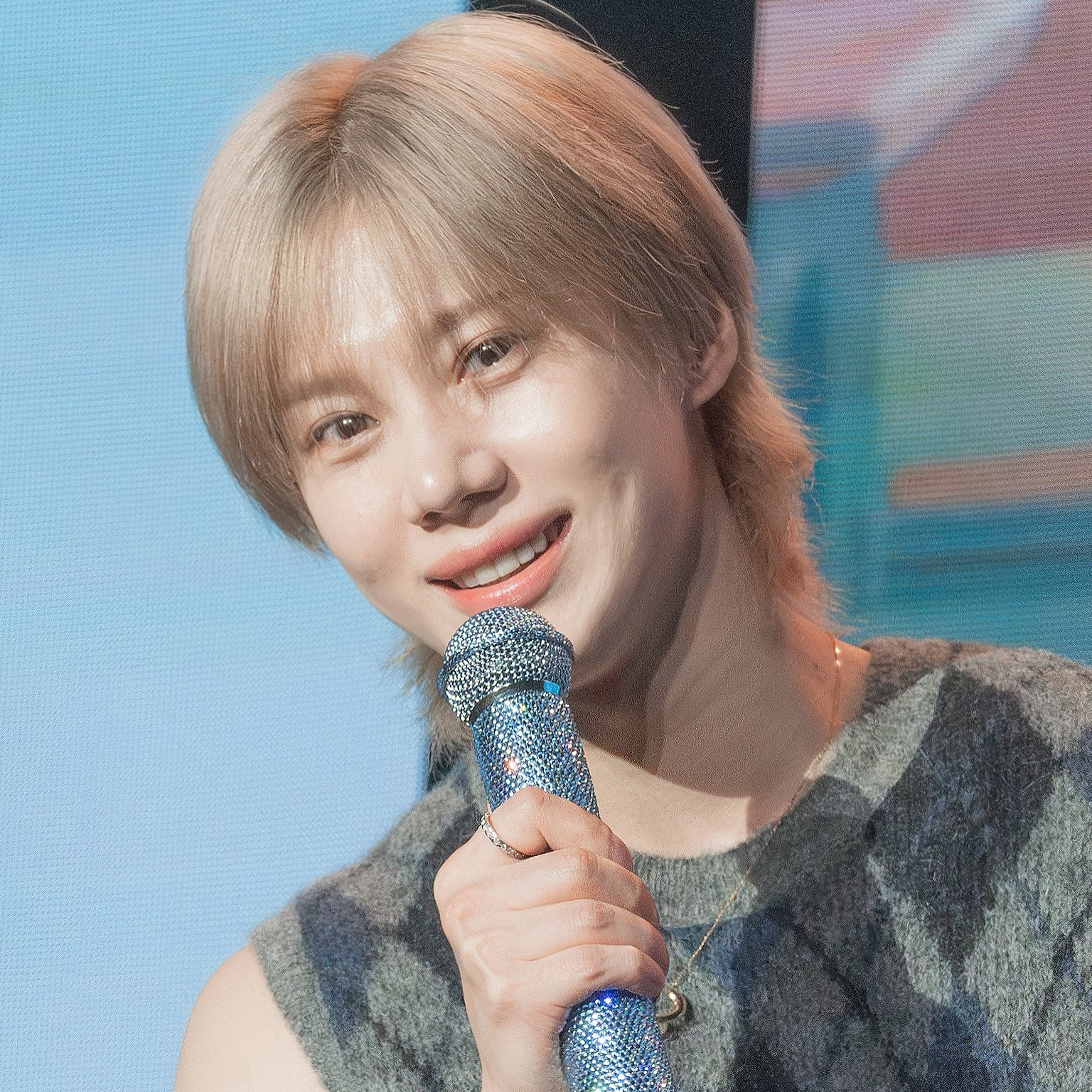 Behind-the-scenes cut of Taemin (SHINee)