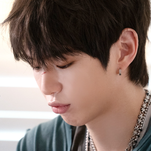 Recent activity shot of Kang Daniel