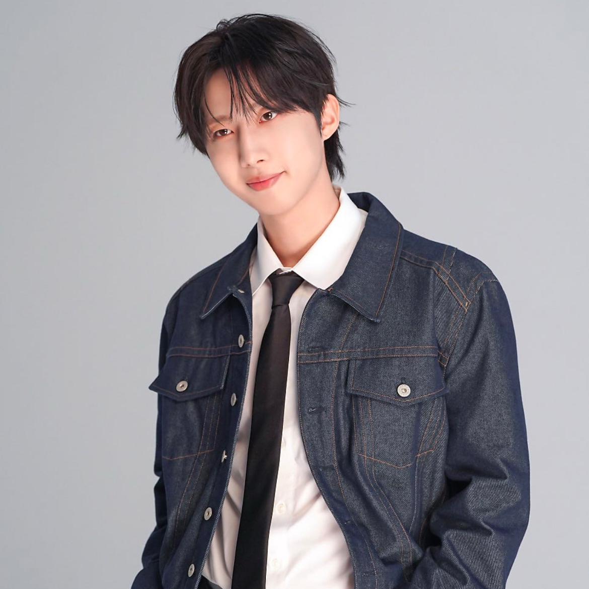 Hui (PENTAGON)粉丝拍下的瞬间