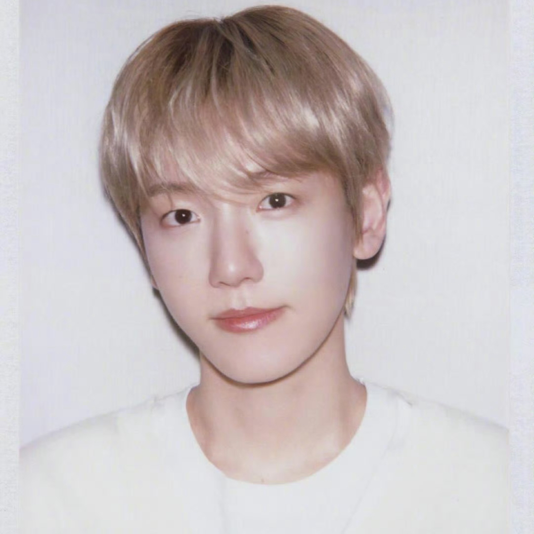 Latest photo of Baekhyun (EXO)
