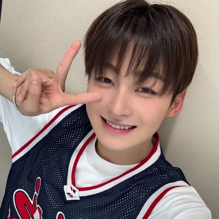 Behind-the-scenes cut of Jihoon (TWS)
