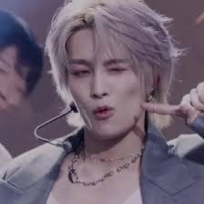 Recent activity shot of YANGYANG (WayV)