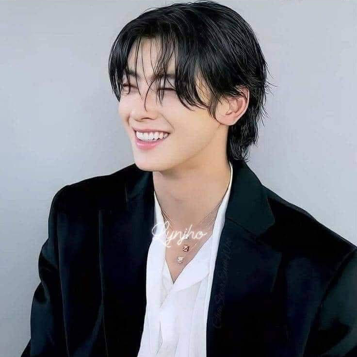 A moment captured by ASTRO's fan