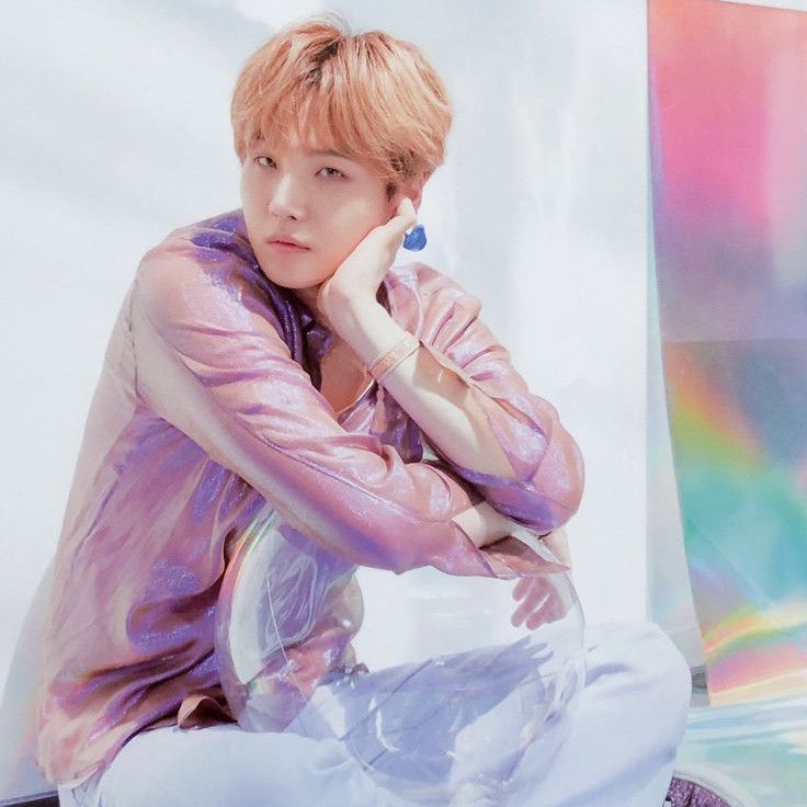 Latest photo of SUGA (BTS)