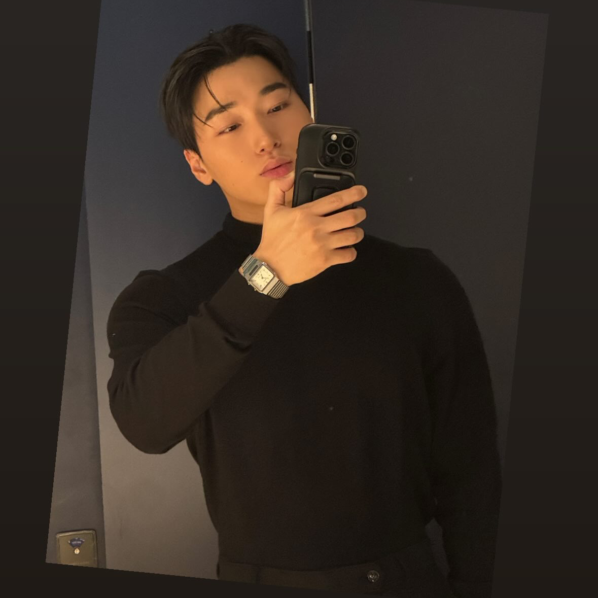 崔傘 (ATEEZ)的最新照片