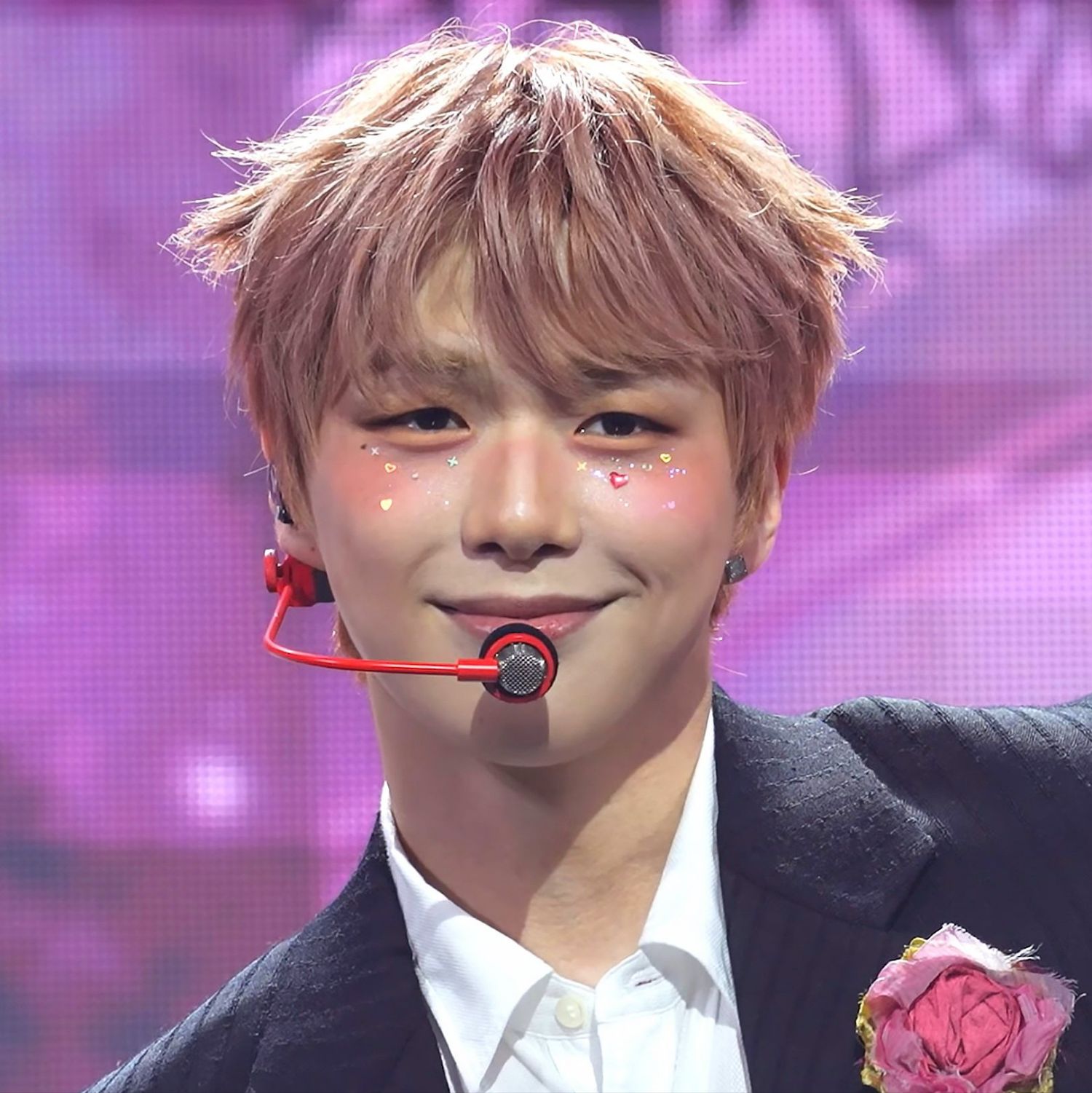 A moment captured by Kang Daniel's fan