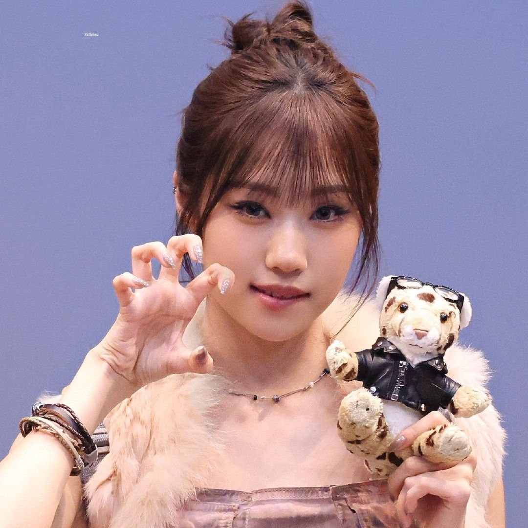 Recent activity shot of izna