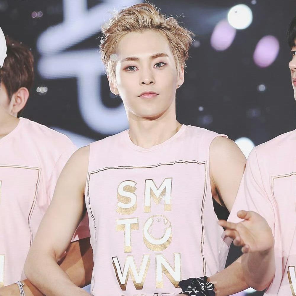 Foto aktivitas terbaru Xiumin (EXO)