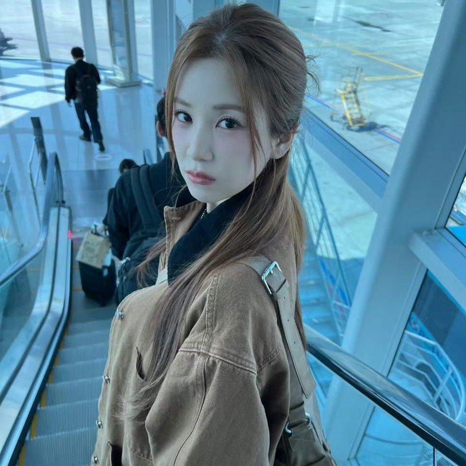 A moment captured by Park Chorong (Apink)'s fan