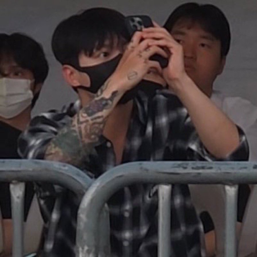 A moment captured by Jungkook (BTS)'s fan