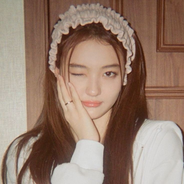 Latest photo of Ella (MEOVV)