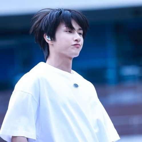 Behind-the-scenes cut of Jun (SEVENTEEN)