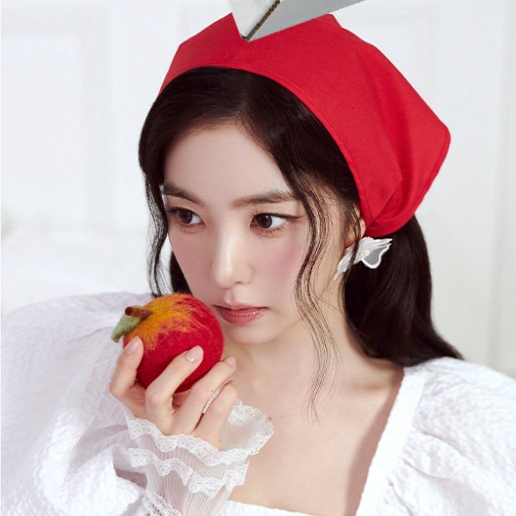 Recent activity shot of Irene (Red Velvet)