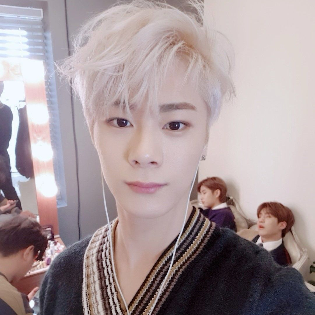 Latest photo of Moonbin (ASTRO)