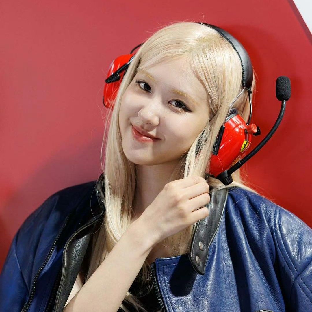 Behind-the-scenes cut of ROSÉ (BLACKPINK)