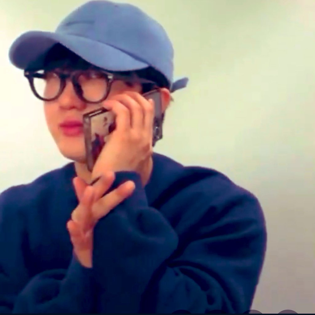 A moment captured by Changbin (Stray Kids)'s fan
