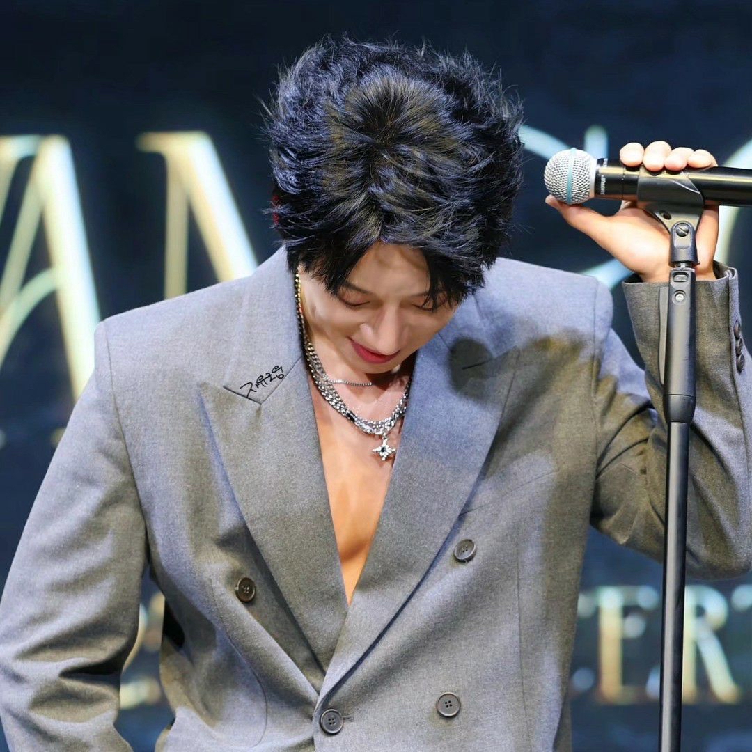 ファン・チヨルの最近の活動写真