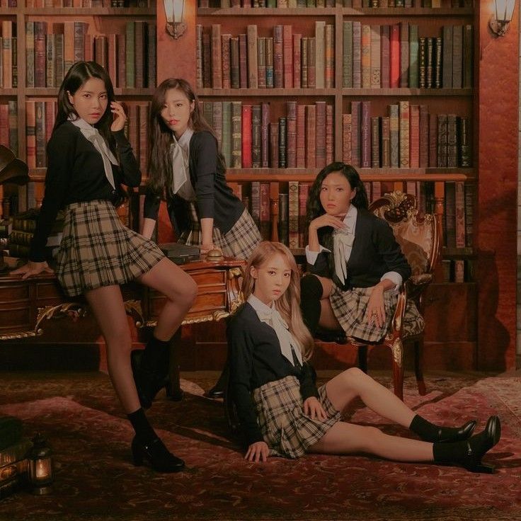 Behind-the-scenes cut of MAMAMOO