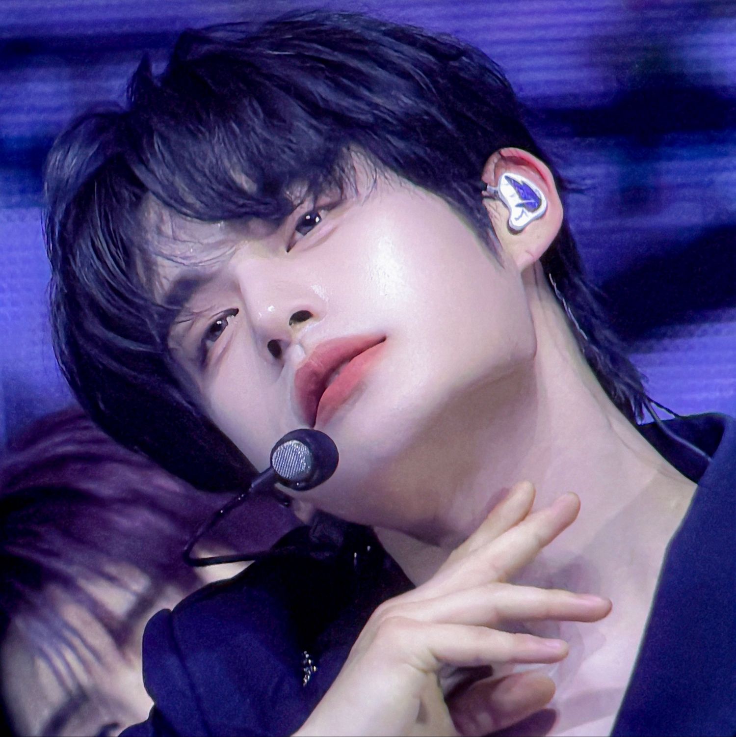 Behind-the-scenes cut of Kim Jiwoong (ZEROBASEONE)