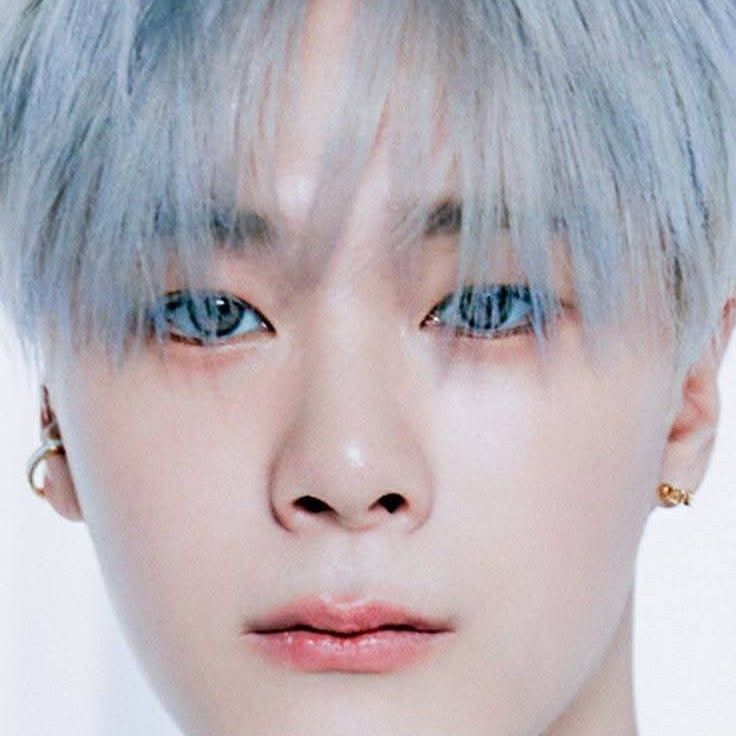 A moment captured by Moonbin (ASTRO)'s fan