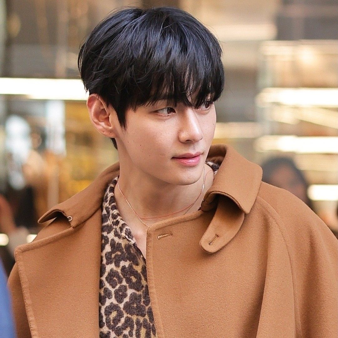 Recent activity shot of V (BTS)