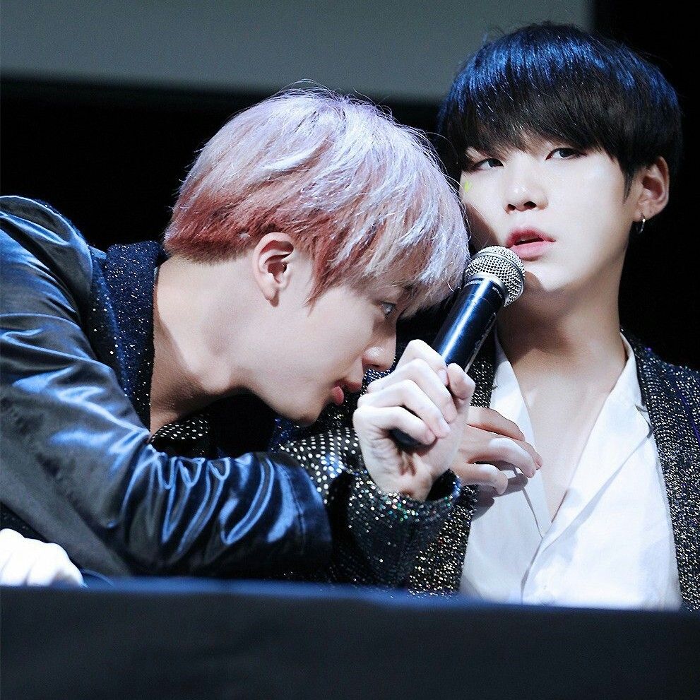 防弹少年团的幕后花絮