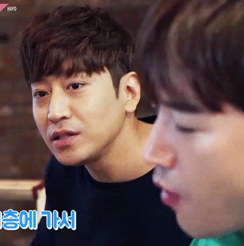 A moment captured by SHINHWA's fan