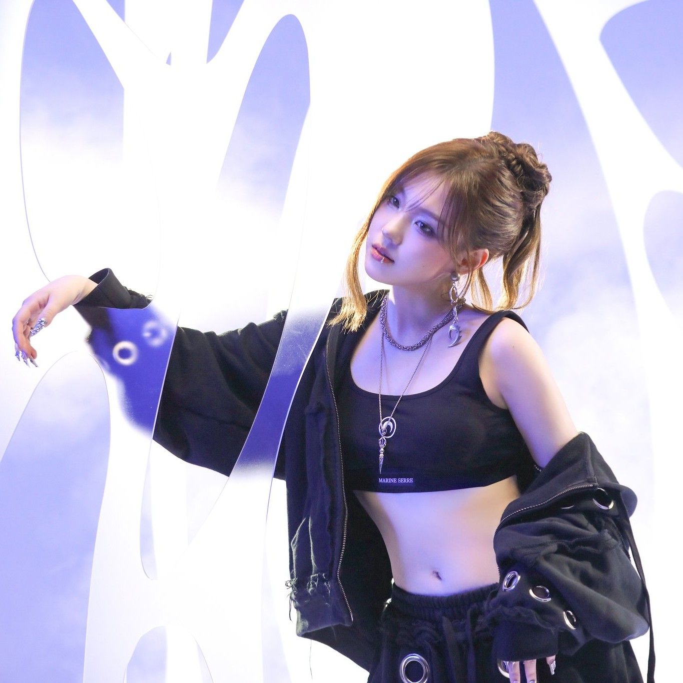 Recent activity shot of Kim Chaehyun (Kep1er)