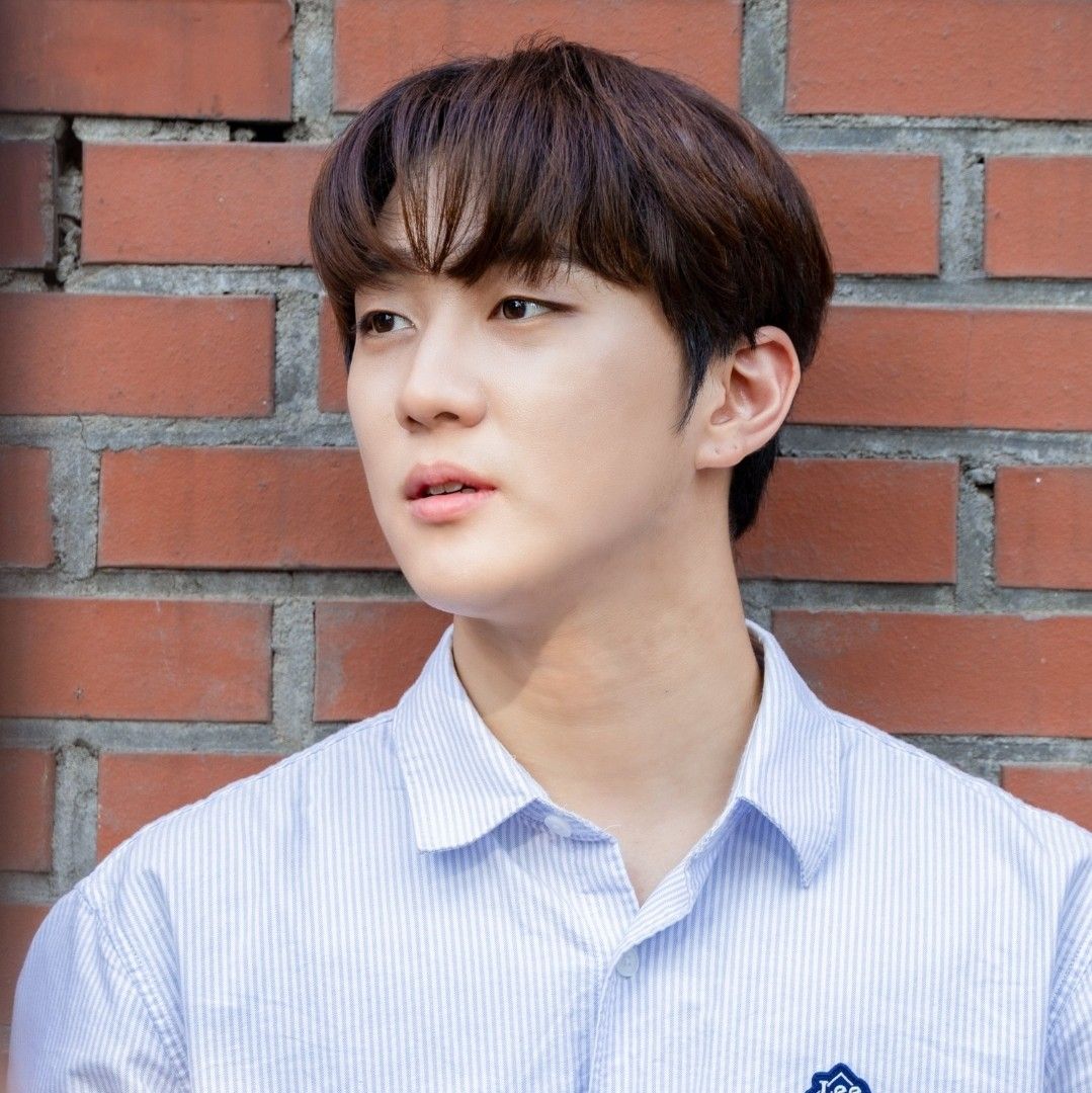 A moment captured by Hong Joochan (GoldenChild)'s fan