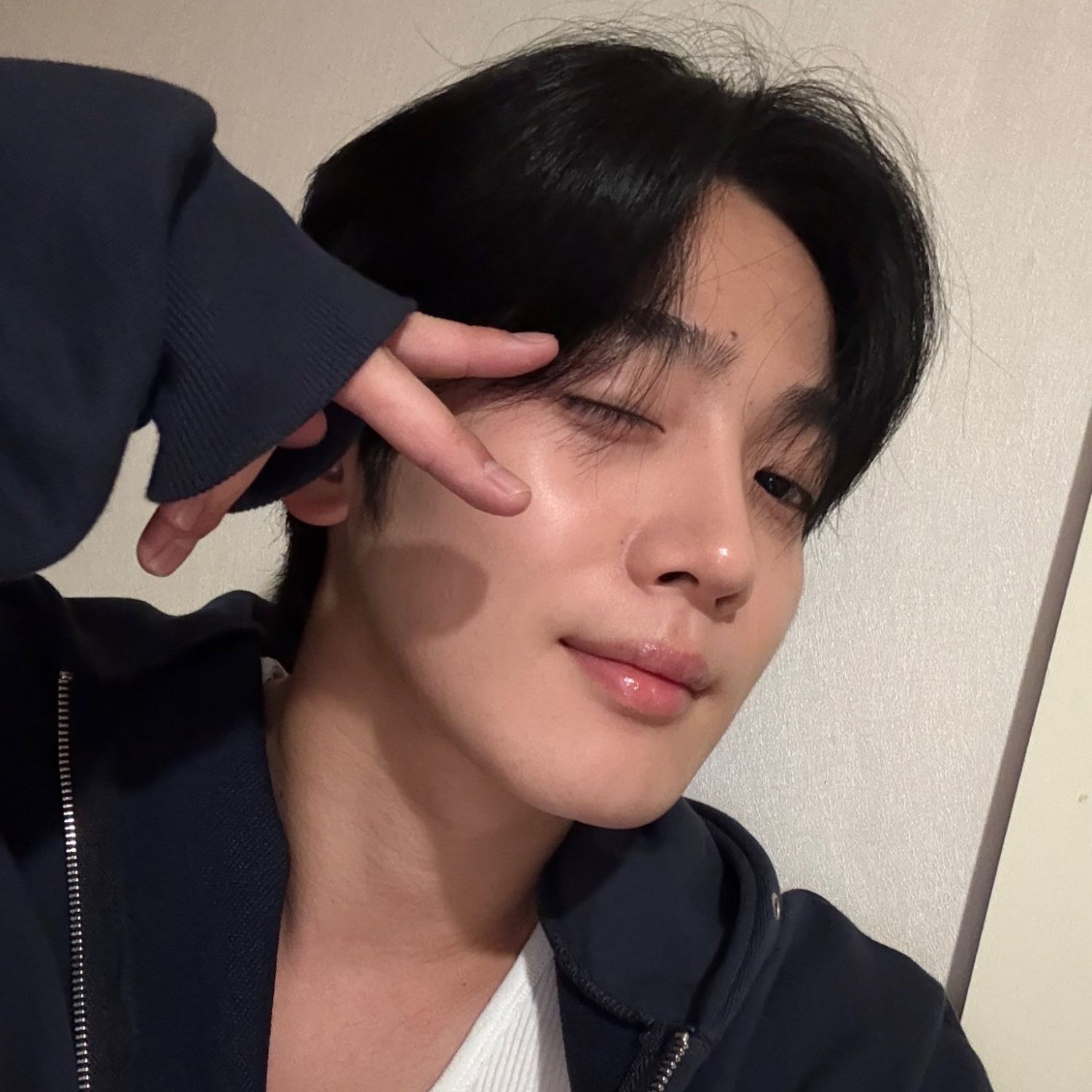 Latest photo of Kim Yohan (WEi)