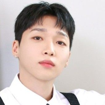 Recent activity shot of Jeong Sewoon