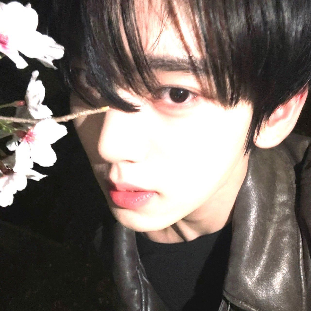A moment captured by Han Yujin (ZEROBASEONE)'s fan