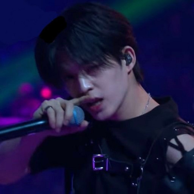 Recent activity shot of SEVENTEEN