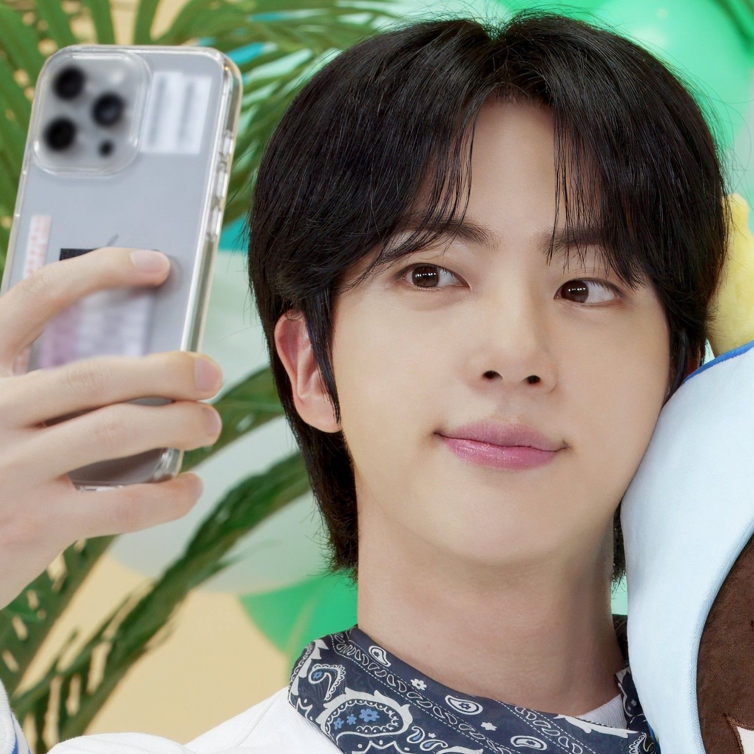 Behind-the-scenes cut of Jin (BTS)