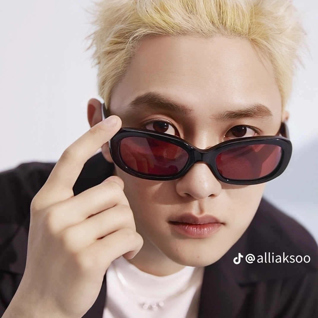 D.O. (EXO)粉丝拍下的瞬间