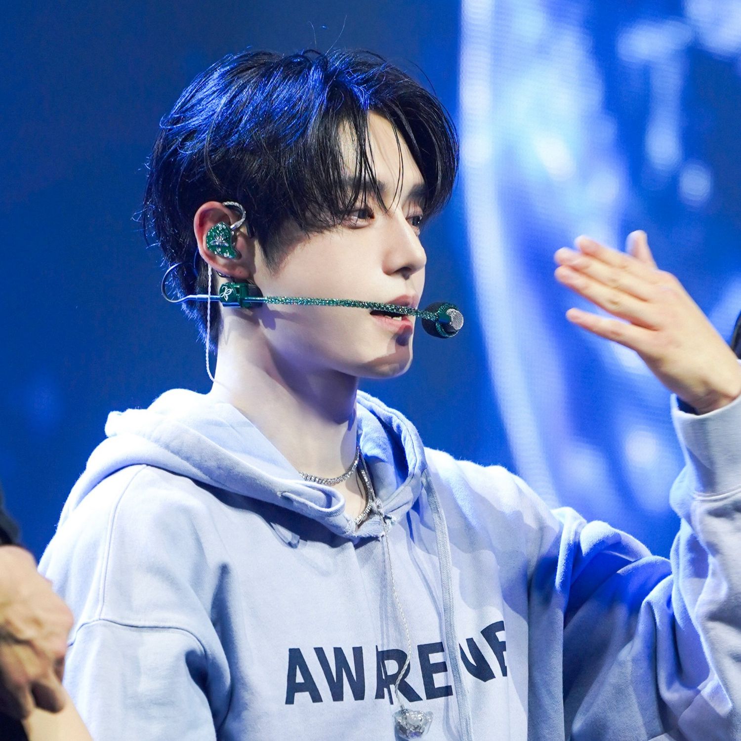 Latest photo of Kim Jiwoong (ZEROBASEONE)